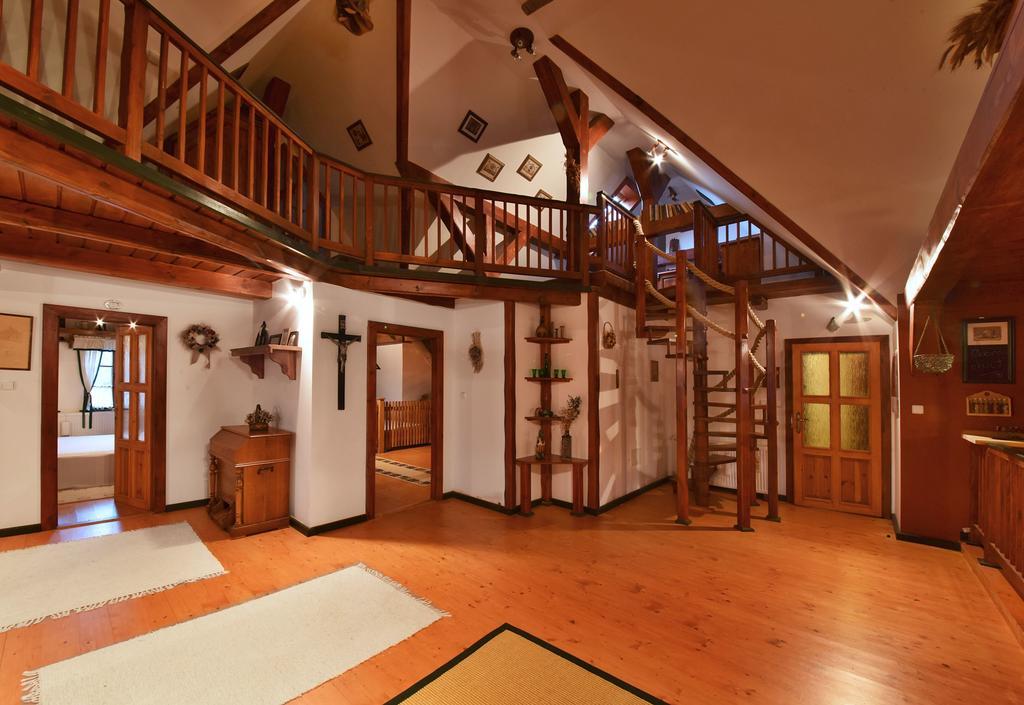 Pension Lucerna Spindleruv Mlyn Bagian luar foto